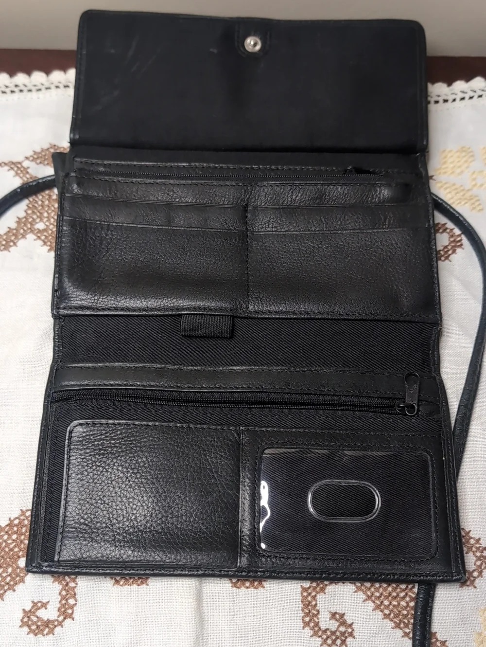 Fossil Black Leather Crossbody Wristlet Bag with Silver Accent
